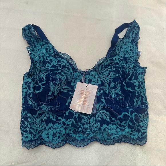 Savage X Fenty Other - New! Savage X Fenty Blue Floral Lace Bralette Size 1X 51098
